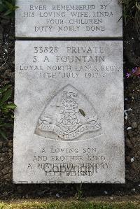 Boulogne Eastern Cemetery - Fountain, Sidney Arthur