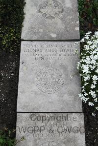 Boulogne Eastern Cemetery - Fowler, Thomas Amos