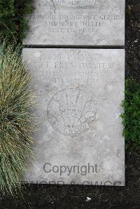 Boulogne Eastern Cemetery - Freshwater, Thomas James