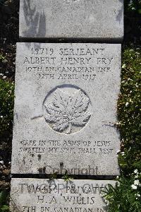 Boulogne Eastern Cemetery - Fry, Albert Henry