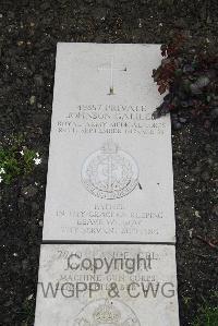 Boulogne Eastern Cemetery - Galilee, Johnson