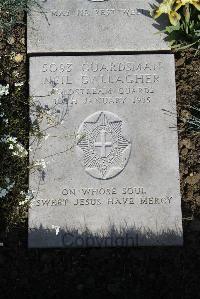 Boulogne Eastern Cemetery - Gallagher, Neil