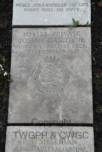 Boulogne Eastern Cemetery - Gascoyne, Josiah