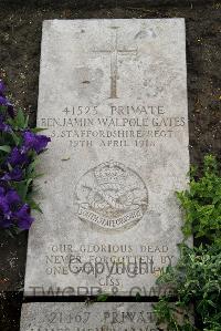 Boulogne Eastern Cemetery - Gates, Benjamin Walpole