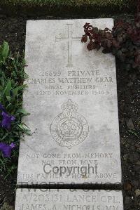 Boulogne Eastern Cemetery - Gear, Charles Matthew