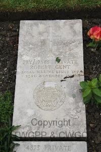 Boulogne Eastern Cemetery - Gent, Robert