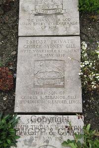 Boulogne Eastern Cemetery - Gill, George Sydney