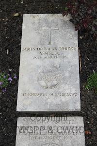 Boulogne Eastern Cemetery - Gordon, James Douglas