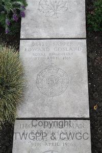 Boulogne Eastern Cemetery - Gosland, Edward