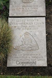 Boulogne Eastern Cemetery - Green, Cyril Norman