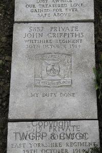 Boulogne Eastern Cemetery - Griffiths, John