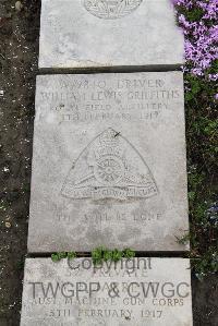 Boulogne Eastern Cemetery - Griffiths, W L