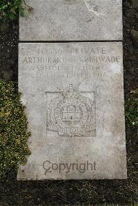 Boulogne Eastern Cemetery - Grimwade, Arthur John