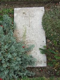 Boulogne Eastern Cemetery - Hodgson, Eric Godfrey