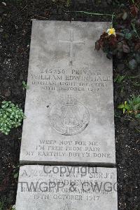 Boulogne Eastern Cemetery - Hale, William Edwin