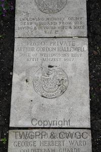 Boulogne Eastern Cemetery - Hallewell, Arthur Gordon