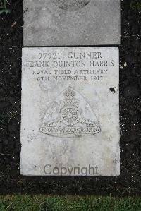 Boulogne Eastern Cemetery - Harris, Frank Quinton