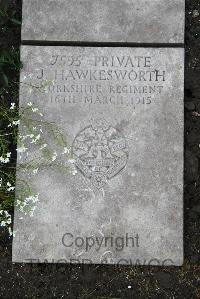 Boulogne Eastern Cemetery - Hawkesworth, J