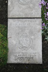 Boulogne Eastern Cemetery - Head, John Robert