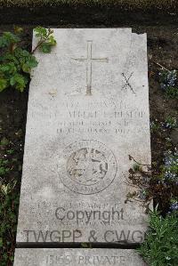 Boulogne Eastern Cemetery - Heslop, Roger Albert Edward