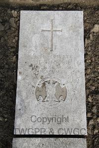 Boulogne Eastern Cemetery - Heugh, John