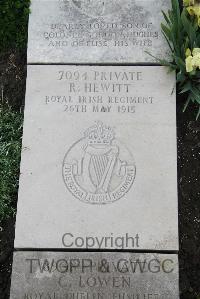 Boulogne Eastern Cemetery - Hewitt, R