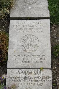 Boulogne Eastern Cemetery - Hill, David James