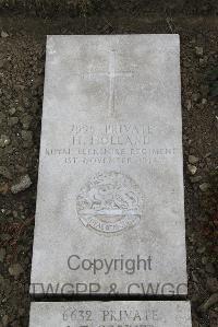 Boulogne Eastern Cemetery - Holland, H