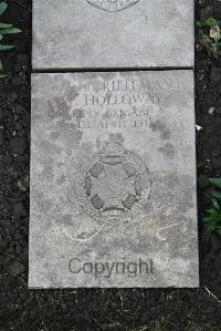 Boulogne Eastern Cemetery - Holloway, W