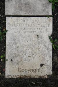 Boulogne Eastern Cemetery - Honeysett, Alfred