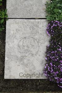 Boulogne Eastern Cemetery - Honson, G