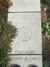 Boulogne Eastern Cemetery - Hookham, William Anthony