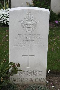 Boulogne Eastern Cemetery - Hopkinson, Kenneth William