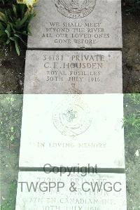 Boulogne Eastern Cemetery - Housden, Charles Edward