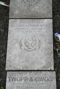 Boulogne Eastern Cemetery - Howell, Alexander Edward