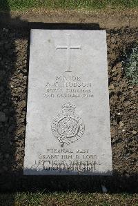 Boulogne Eastern Cemetery - Hudson, Arthur Cyril