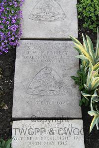 Boulogne Eastern Cemetery - Hunt, James William Farrand