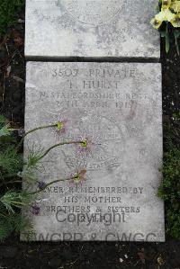 Boulogne Eastern Cemetery - Hurst, Thomas