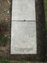 Boulogne Eastern Cemetery - Jones, David Henry