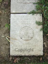 Boulogne Eastern Cemetery - Jarrett, William F.