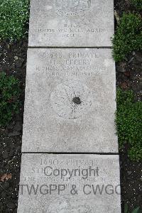 Boulogne Eastern Cemetery - Jeffery, H