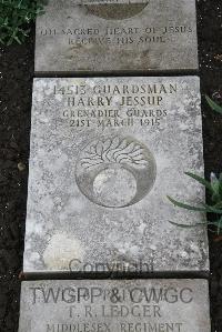 Boulogne Eastern Cemetery - Jessup, Harry