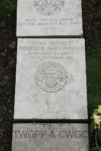 Boulogne Eastern Cemetery - Johnson, Frederick James