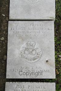 Boulogne Eastern Cemetery - Jones, Francis Albert