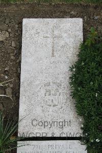 Boulogne Eastern Cemetery - Jones, H