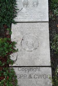 Boulogne Eastern Cemetery - Jones, Richard