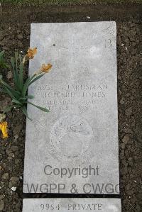 Boulogne Eastern Cemetery - Jones, Richard