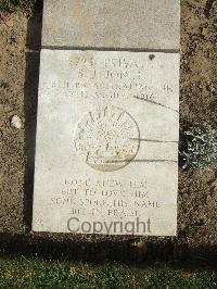 Boulogne Eastern Cemetery - Jones, Samuel James