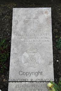 Boulogne Eastern Cemetery - Jones, Thomas Sidney