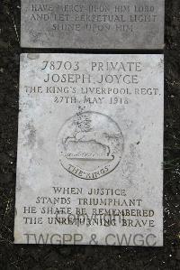 Boulogne Eastern Cemetery - Joyce, Joseph